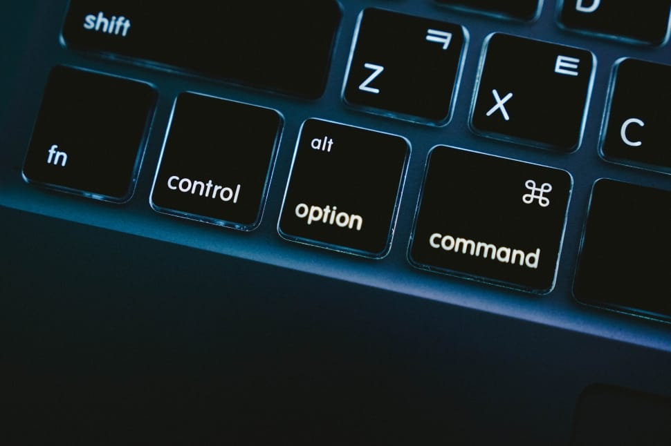 更強大的 Proxmox VE 命令列管理工具 - pvesh